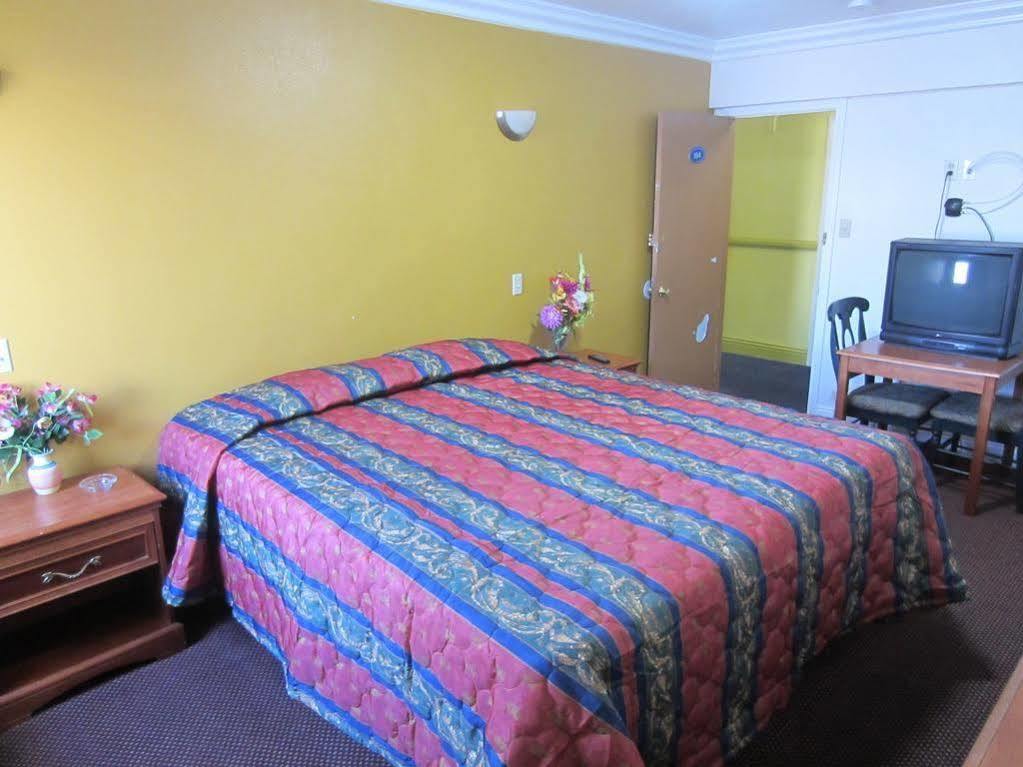 Patio Motel, Los Angeles - Lax Гардина Экстерьер фото